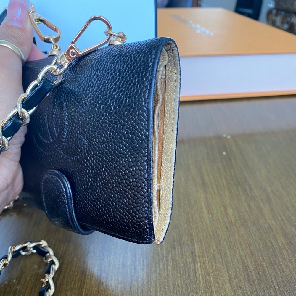 Chanel caviar leather wallet - Picture 3 of 10